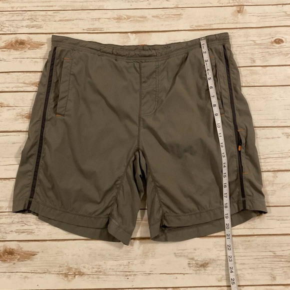 Lululemon Men’s Lined Gray Pace Breaker Shorts XL - Picture 5 of 14